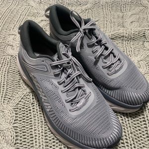 Hoka One One - Worn Once/NoBox